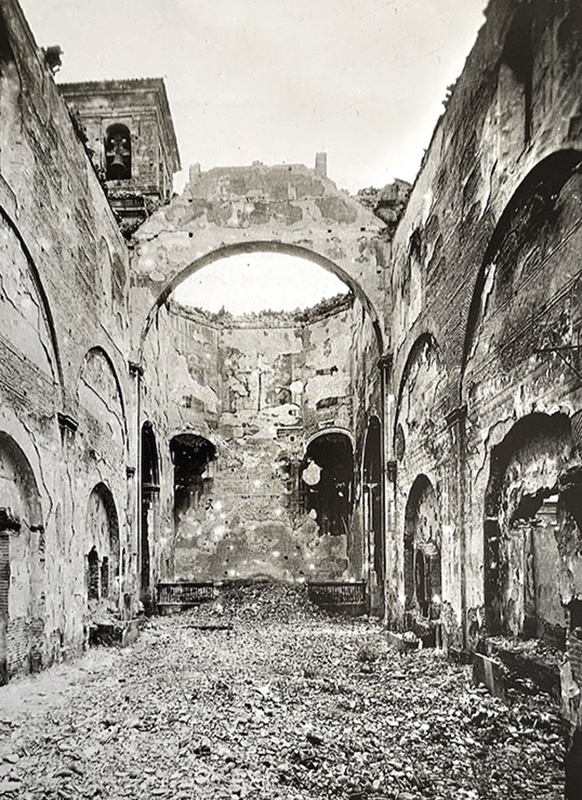 Granada iglesia del Salvador incendiada