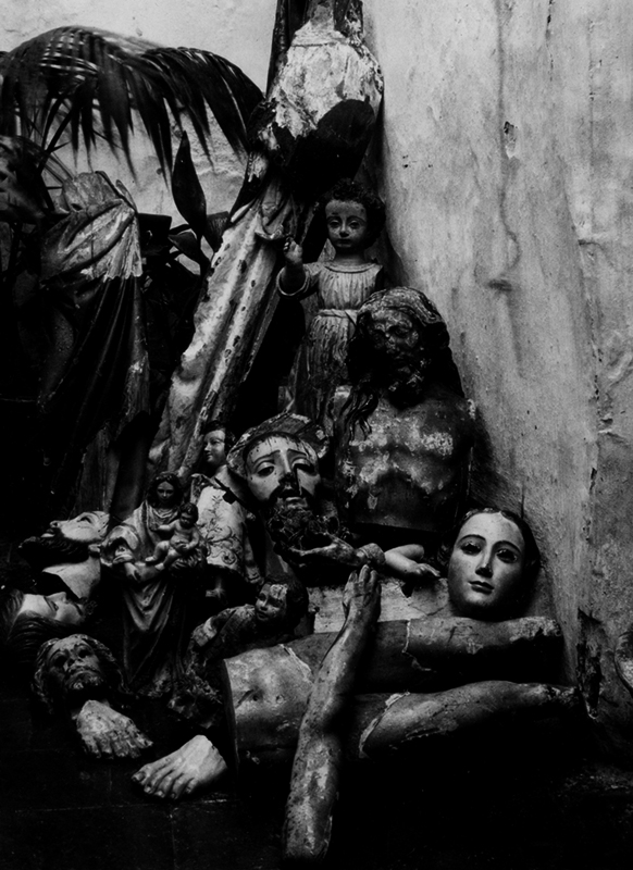 Salobreña guerra civil imágenes capilla cementerio destruidas B